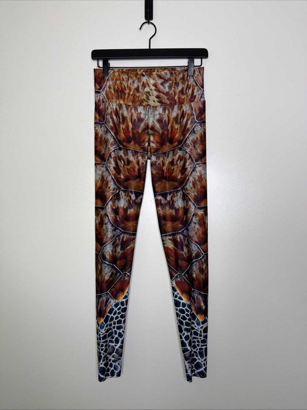 Waterlust Sea Turtle Savior Full Length Printed Yoga Leggings Size Medium
